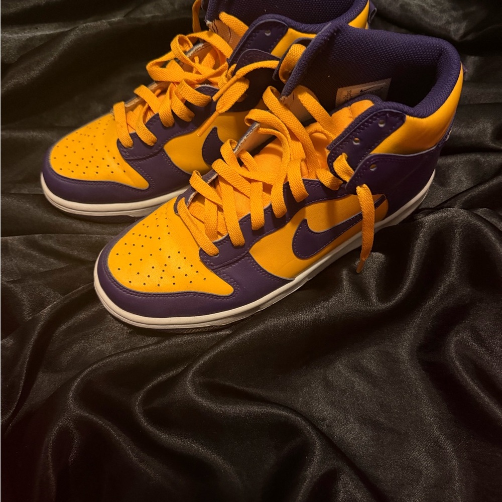 Nike Kids Purple and Orange Sneakers